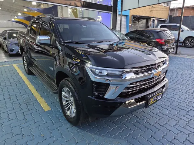 Carro Chevrolet S10 Cabine Dupla 2025 High Country 2.8 Turbodiesel (Aut.)