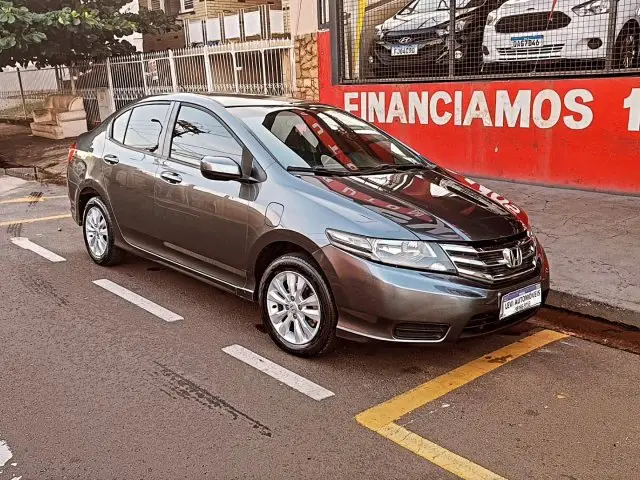 Carro Honda City 2013 LX 1.5 CVT (Flex)