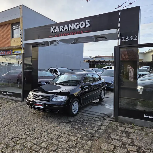 Carro Chevrolet Astra Hatch 2001 GL 1.8 MPFi