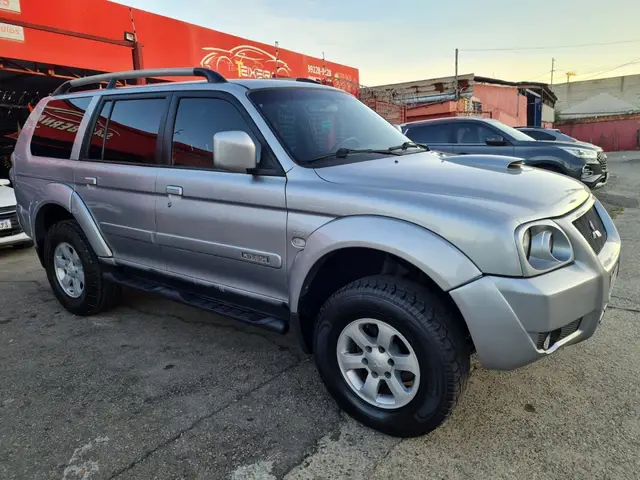 Carro Mitsubishi Pajero Sport 2008 HPE 4x4 2.5