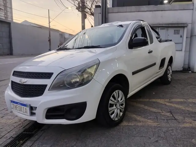Carro Chevrolet Montana 2013 LS 1.4 (Flex)