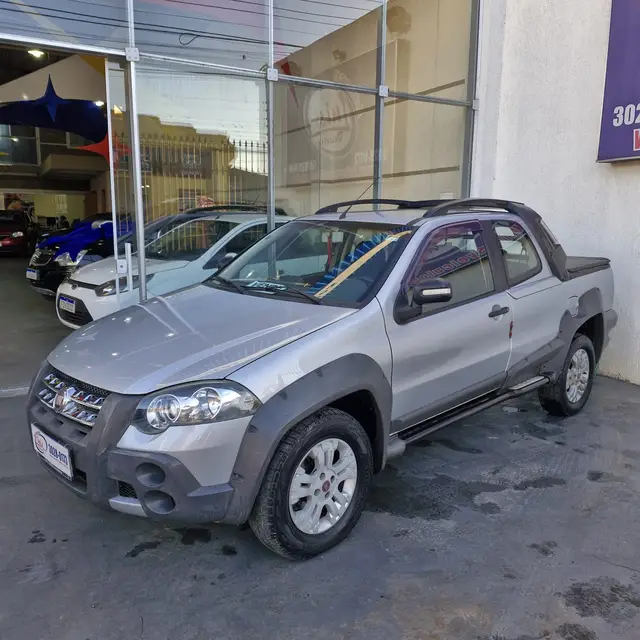 Carro Fiat Strada 2010 Adventure 1.8 8V (Flex) (Cabine Dupla)