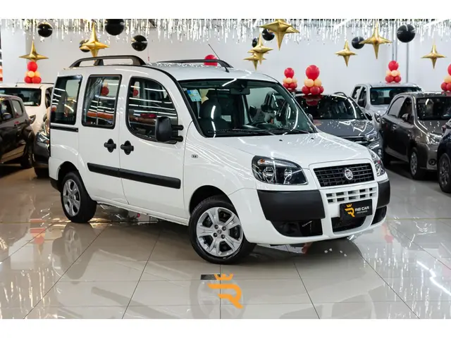 Carro Fiat Doblò 2021 Essence 1.8 16V (Flex)