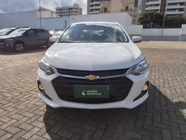 Carro Chevrolet Onix Plus 2024 LT 1.0
