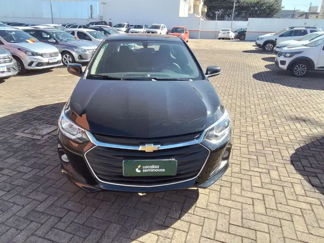 Carro Chevrolet Onix Plus 2024 LT 1.0