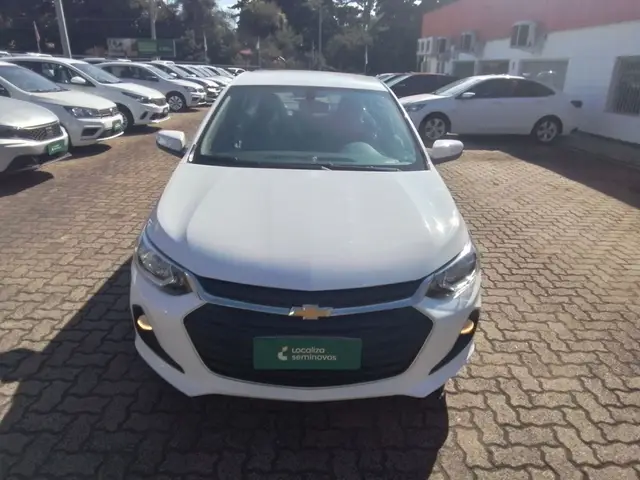 Carro Chevrolet Onix Plus 2024 LT 1.0