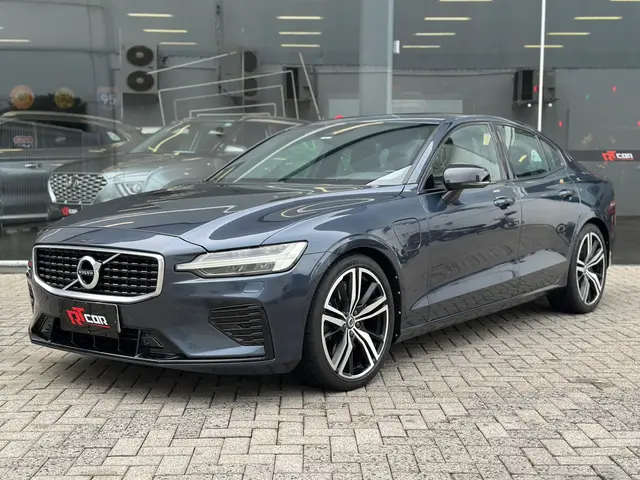 Carro Volvo S60 2020 2.0 T8 R-Design Hybrid (Aut)