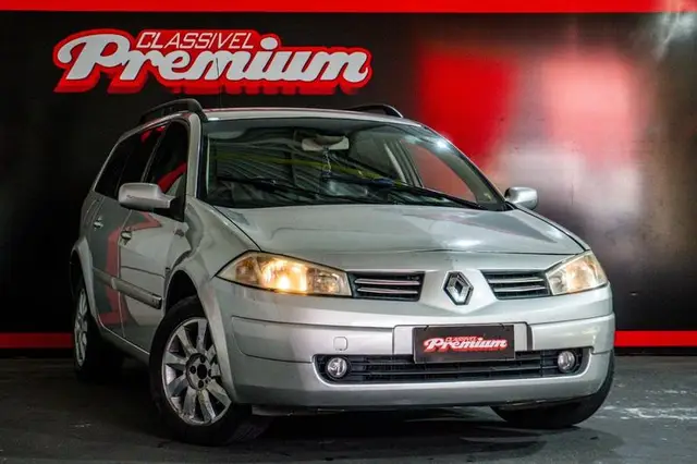 Carro Renault Megane Sedan 2011 Mégane Sedan Dynamique 1.6 16V (flex)