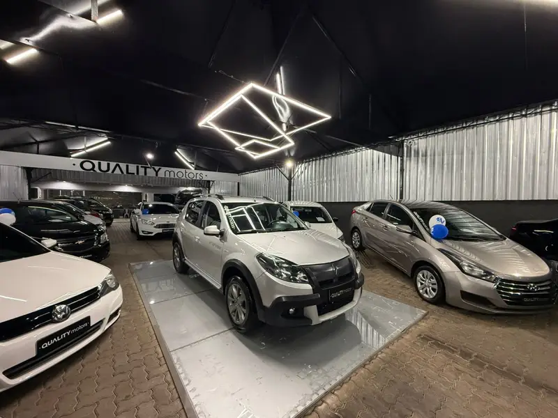 Renault Sandero Stepway 1.6 16V Hi-Flex (aut)