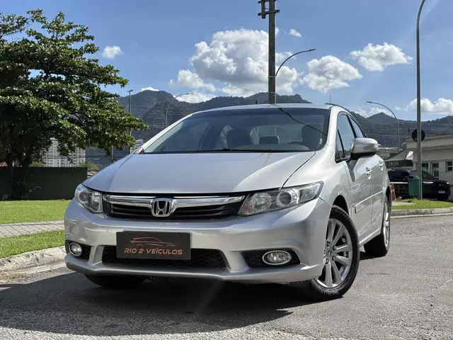 Carro Honda Civic 2014 New  LXR 2.0 i-VTEC (Aut) (Flex)