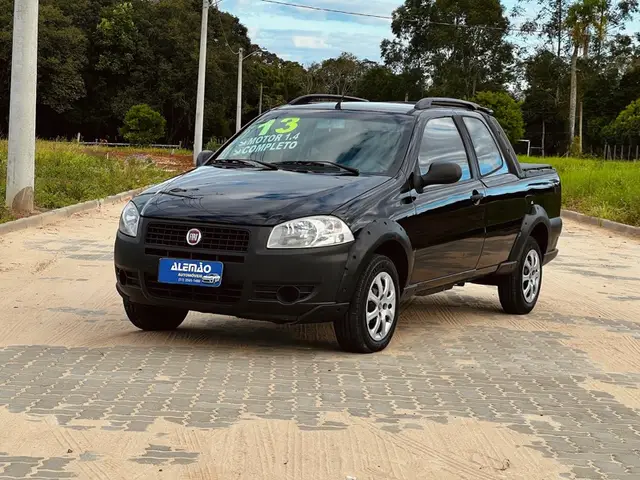 Carro Fiat Strada 2013 Working 1.4 (Flex) (Cabine Dupla)