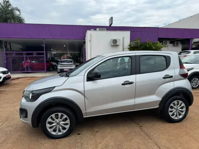 Carro Fiat Mobi 2024 Like 1.0 (Flex)