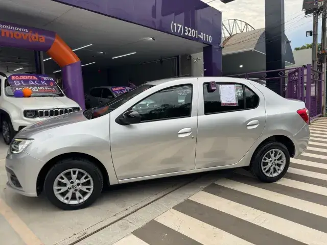 Carro Renault Logan 2024 Zen 1.0