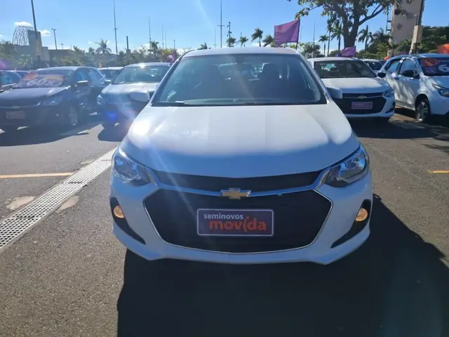 Carro Chevrolet Onix 2024 LT 1.0