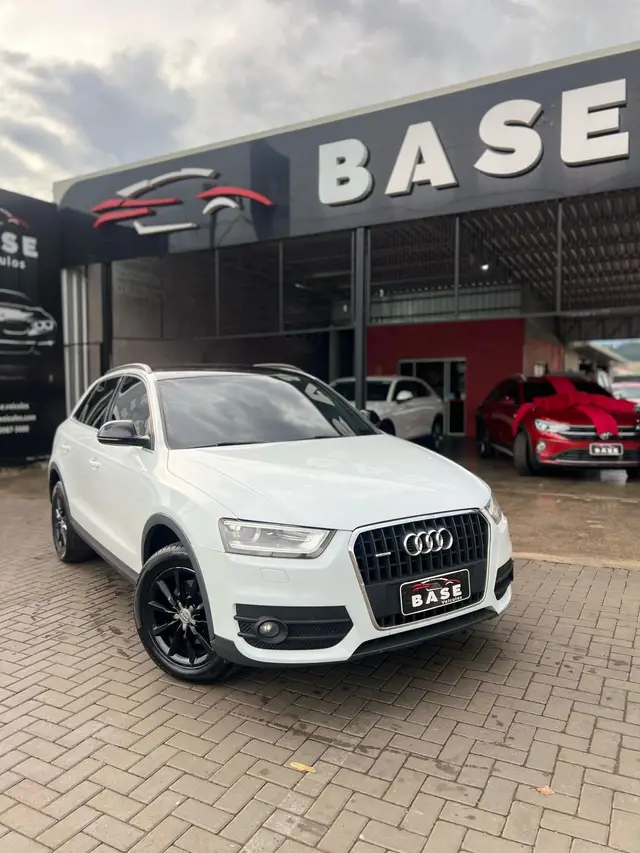 Carro Audi Q3 2015 2.0 TFSI Ambition S Tronic Quattro