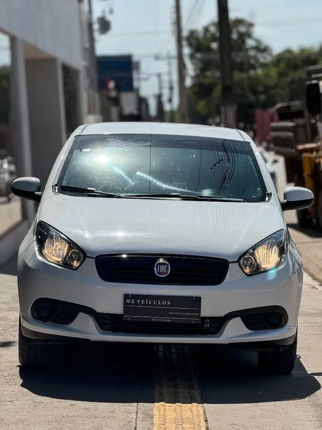 Carro Fiat Grand Siena 2020 Evo Attractive 1.4 8V (Flex)