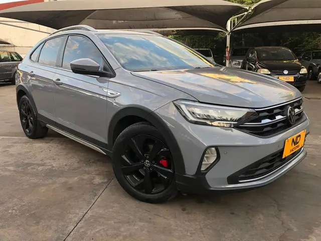 Carro Volkswagen Nivus 2023 Highline 200 TSI
