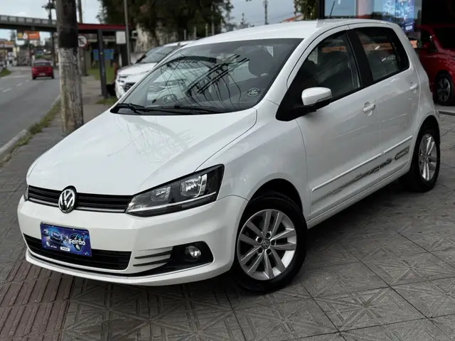 Carro Volkswagen Fox 2018 1.6 MSI Connect (Flex)
