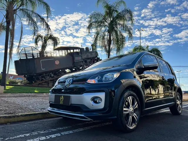 Carro Volkswagen Up! 2018 1.0 12v TSI E-Flex Cross