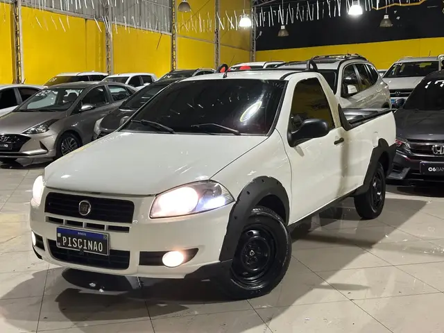 Carro Fiat Strada 2013 Working 1.4 (Flex)