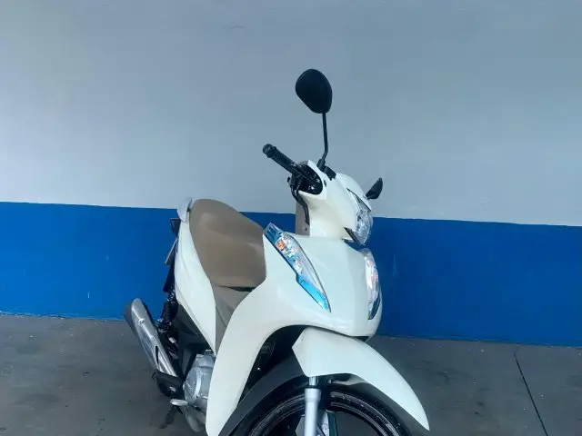 Carro Honda Biz 125i 2023 Flex