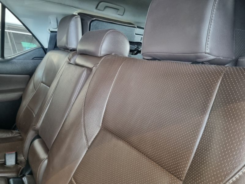 SW4 2.7 SR 4x2 (Flex)