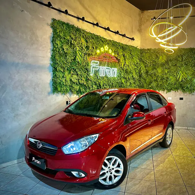 Carro Fiat Grand Siena 2014 Essence Duologic