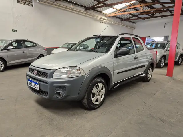 Carro Fiat Strada 2015 Working 1.4 (Flex) (Cabine Dupla)
