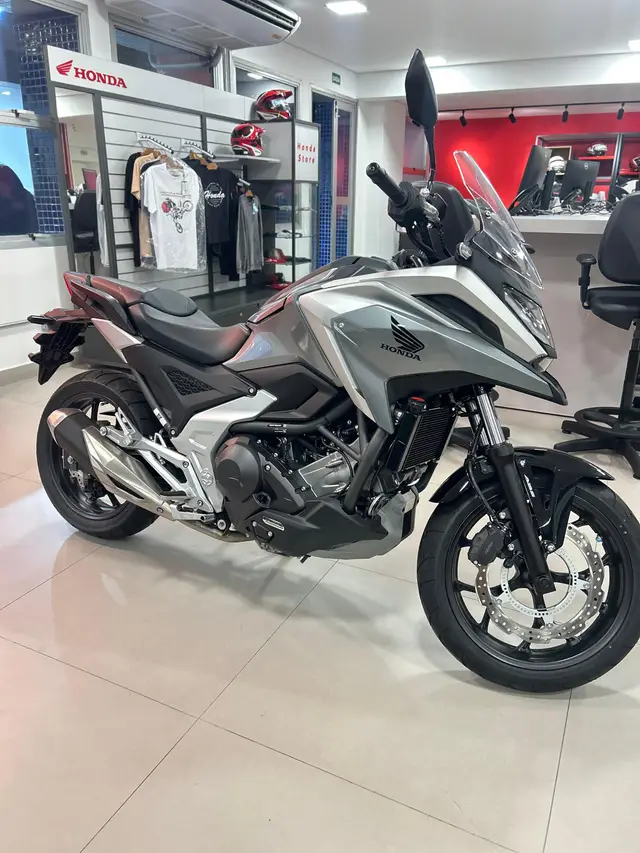 Carro Honda NC 750X 2025 DCT