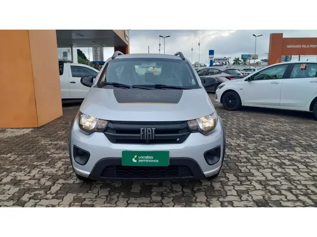 Carro Fiat Mobi 2024 Trekking 1.0