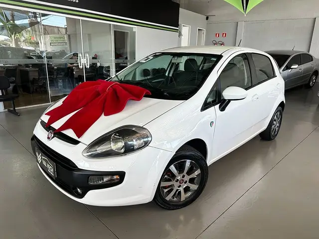 Carro Fiat Punto 2016 Attractive 1.4 (Flex)