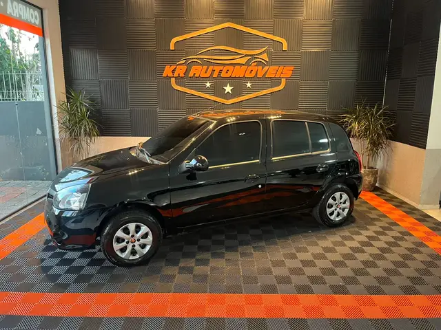 Carro Renault Clio 2016 Expression 1.0 16V (Flex)
