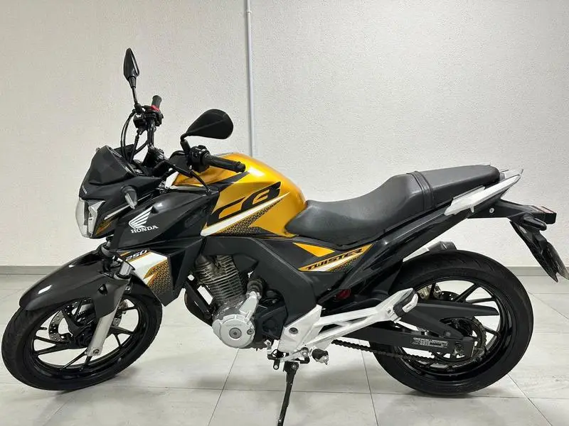 Honda (CBS)