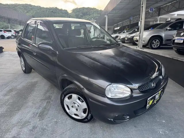 Carro Chevrolet Corsa Sedan 2002 Wind Milenium 1.0 MPFi