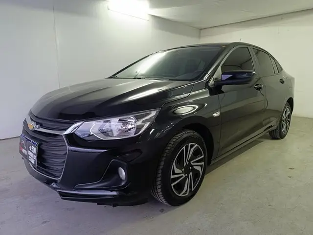 Carro Chevrolet Onix Plus 2024 LT 1.0