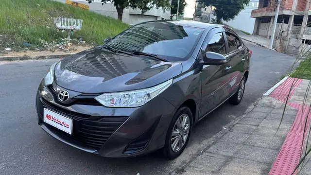 Carro Toyota Yaris Sedan 2021 1.5 XS Connect CVT (Flex)