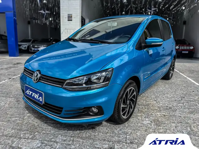 Carro Volkswagen Fox 2015 1.0 TEC Comfortline (Flex)