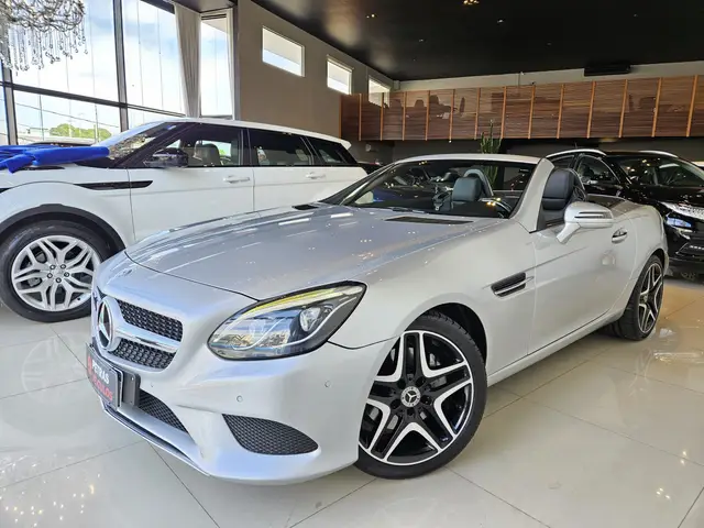 Carro Mercedes-Benz SLC  2017 300