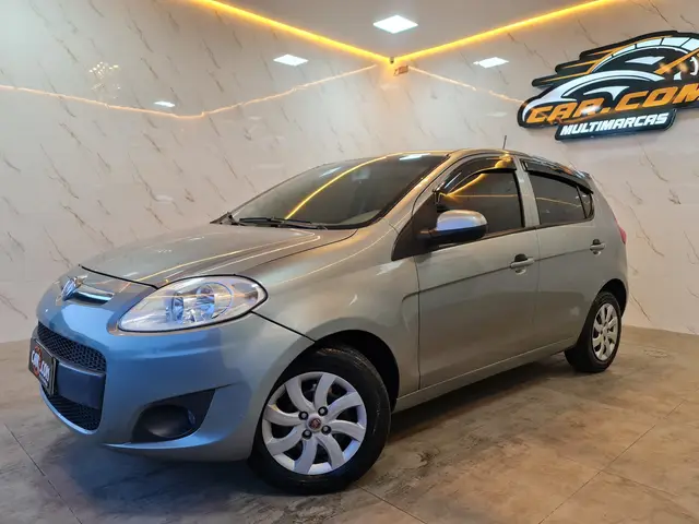 Carro Fiat Palio 2013 Attractive 1.4 8V (Flex)