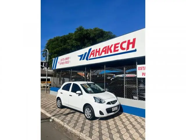 Carro Nissan March 2017 1.0 12V S (Flex)