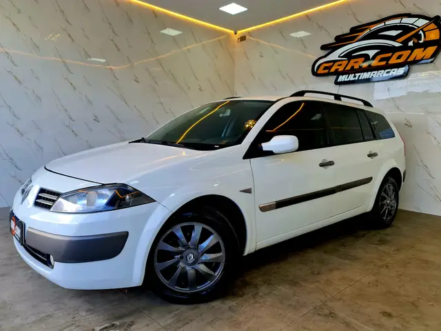 Carro Renault Megane Grand Tour 2013 Mégane Grand Tour Dynamique 1.6 16V (flex)