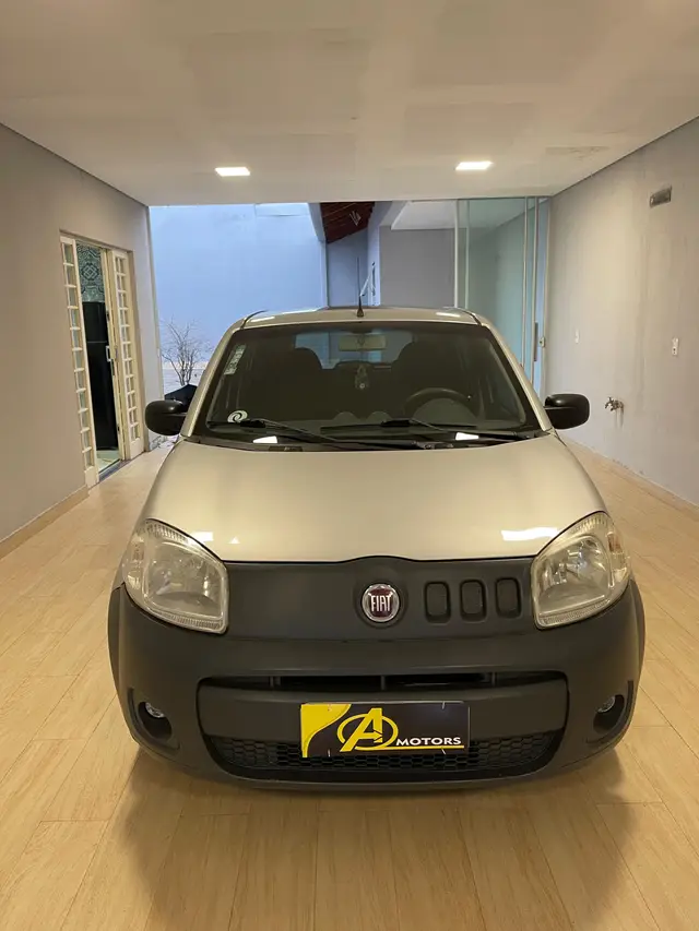 Carro Fiat Uno 2012 Vivace 1.0 8V (Flex) 4p