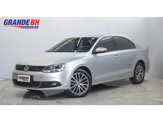 Carro Volkswagen Jetta 2012 2.0 Comfortline Tiptronic (Flex)
