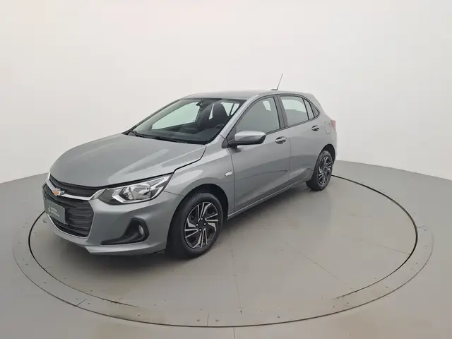 Carro Chevrolet Onix Plus 2025 LT 1.0