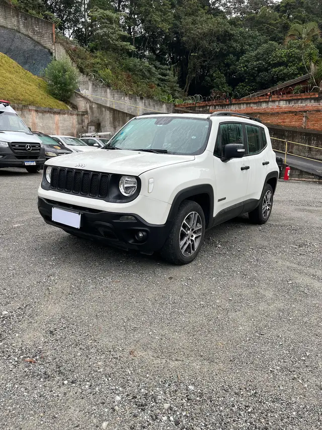 Carro Jeep Renegade 2021 Sport 1.8 4x2 (Aut) (Flex)