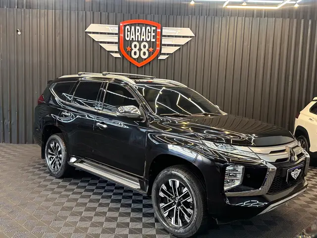 Carro Mitsubishi Pajero Sport 2023 2.4 DI-D HPE-S (Aut) 4x4
