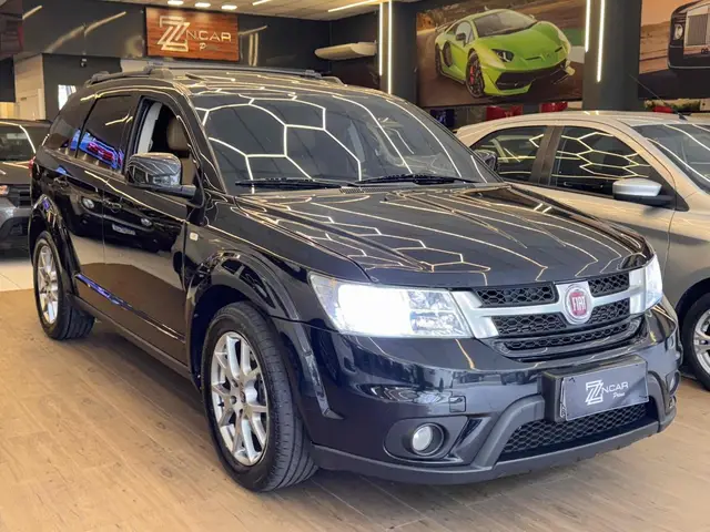 Carro Fiat Freemont 2015 2.4 16V Precision (Aut)