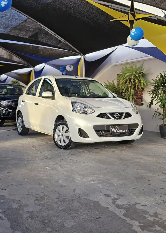 Carro Nissan March 2017 1.0 12V S (Flex)