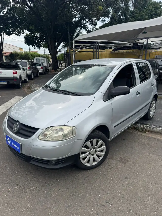 Carro Volkswagen Fox 2008 1.0 8V (Flex)
