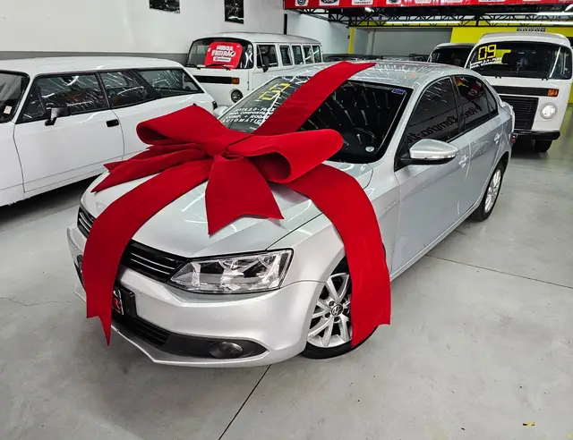 Carro Volkswagen Jetta 2013 2.0 Comfortline Tiptronic (Flex)